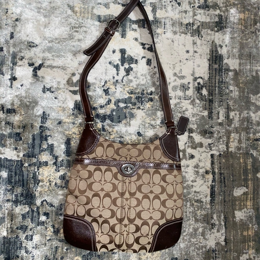Pre Owned Coach Crossbody bag